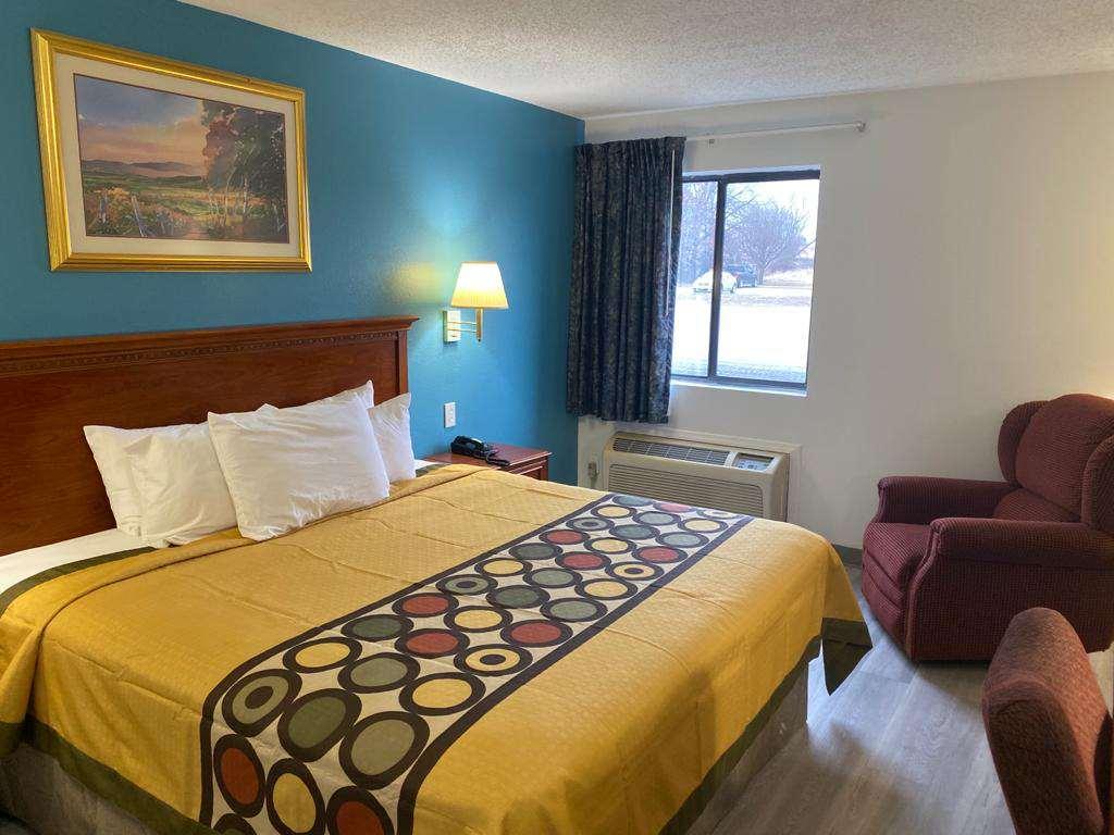 Americas Best Value Inn West Frankfort Quarto foto